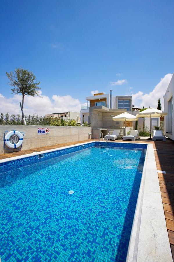 Luxury Cyprus Villa Marine Villa Private Pool Sea Front 1 Bdr Paphos Exterior photo